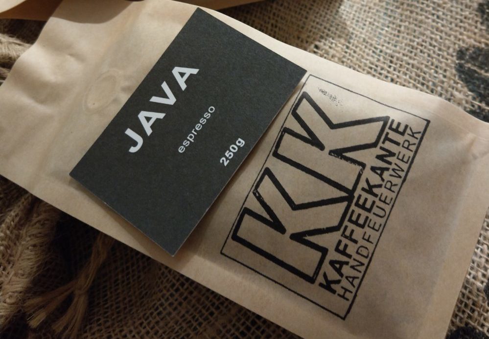 KAFFEE.KANTE. Java Espressobohnen abgepackt